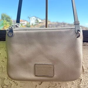 🧿PRICE FIRM🧿 
Marc by mArc Jacobs Cream Crossbody Bag